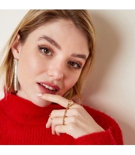 Goudkleurige ring met een roze ronde steen en groene steentjes (18)