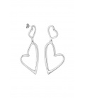 Zilverkleurige oorbellen met dubbele hartjes in romantische stijl